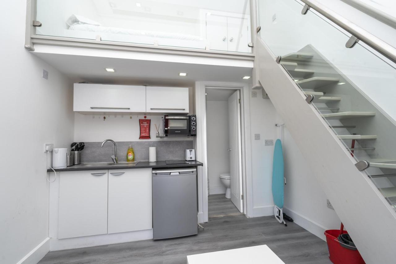 Апартаменты Modern & Stylish Studio In Reading Centre Экстерьер фото
