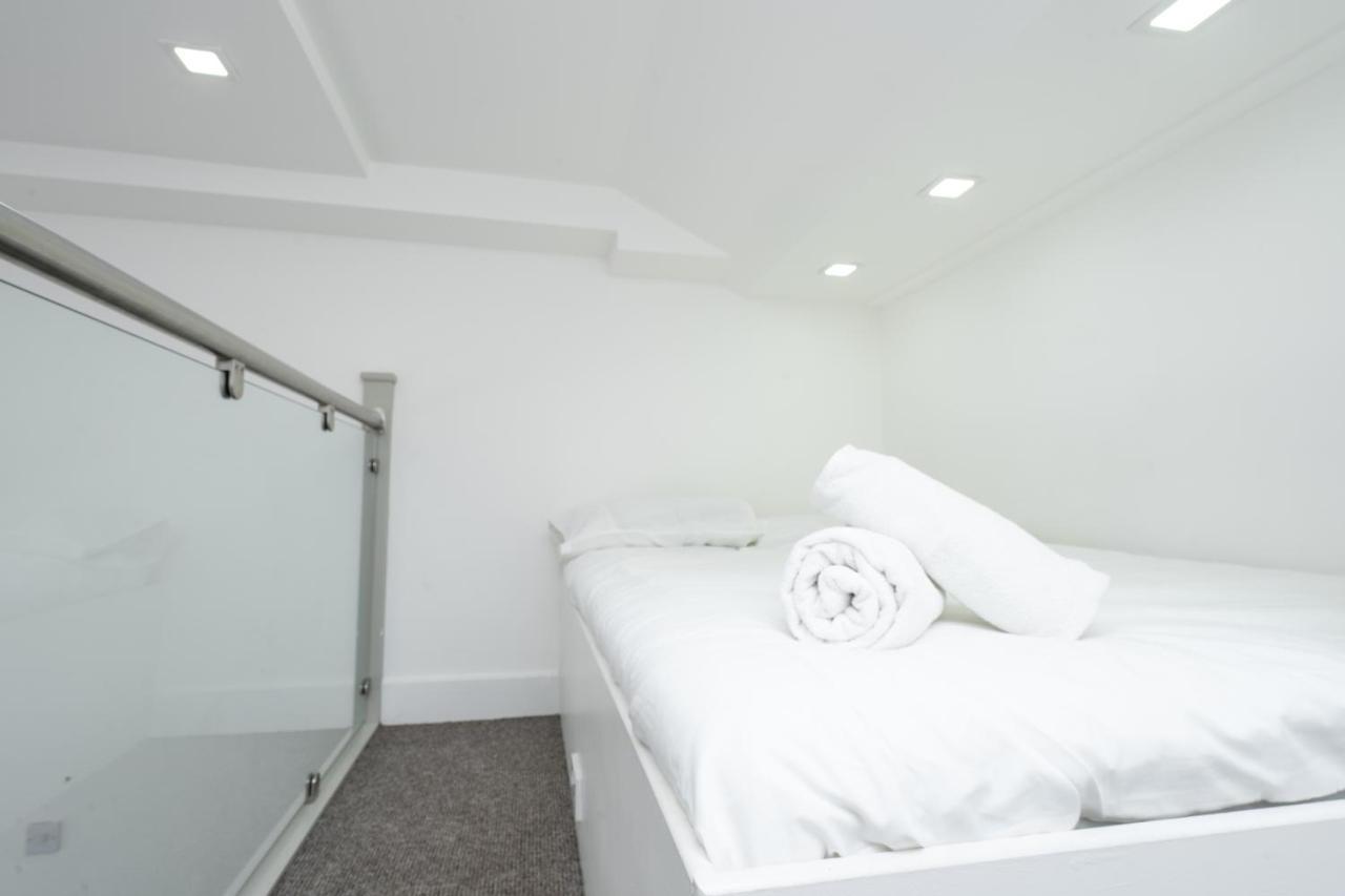 Апартаменты Modern & Stylish Studio In Reading Centre Экстерьер фото
